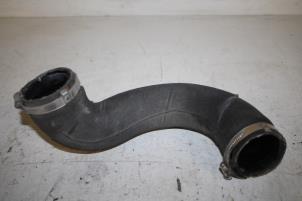 Gebruikte Intercooler Slang Audi Q5 (8RB) 3.0 TDI V6 24V Quattro Prijs € 40,00 Margeregeling aangeboden door Donkers VAG Parts