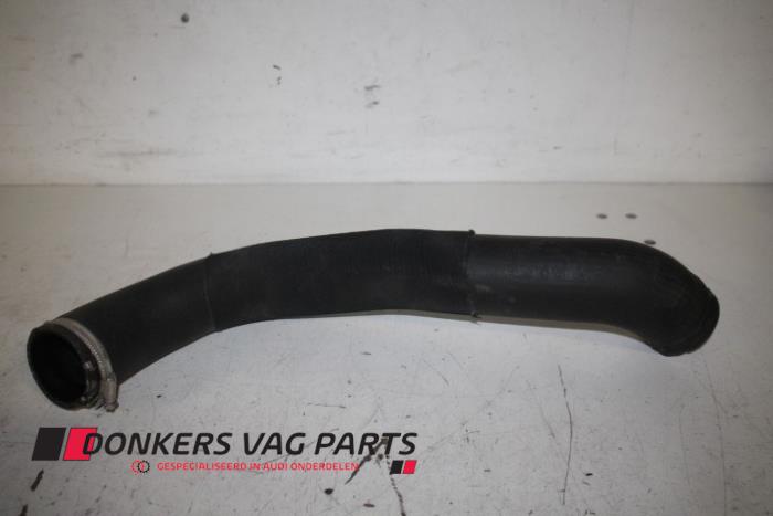 Gebruikte Intercooler Slang Audi Q7 (4MB/4MG) 2.0 40 TFSI 16V Prijs € 40,00 Inclusief btw aangeboden door Donkers VAG Parts