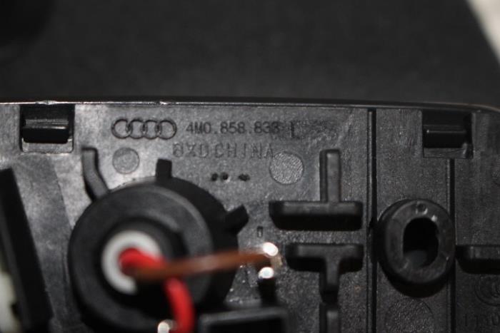 Zonneklep van een Audi Q7 2017