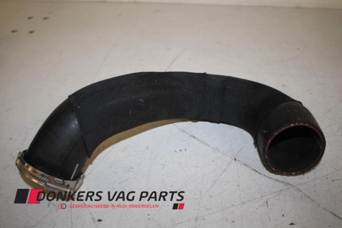 Gebruikte Intercooler Slang Audi A7 Sportback (4GA/4GF) 3.0 TDI V6 24V Quattro Prijs € 50,00 Inclusief btw aangeboden door Donkers VAG Parts