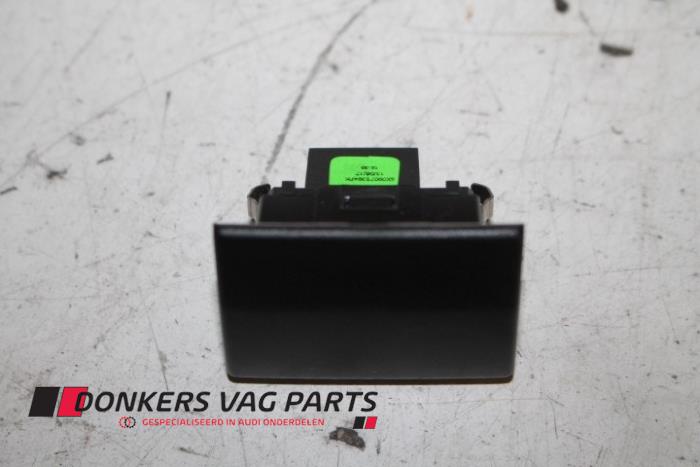 Gebruikte Lichtsensor Audi S1 Sportback (8XA/8XF) 2.0 TFSI 16V Prijs € 10,00 Margeregeling aangeboden door Donkers VAG Parts