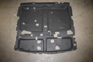 Gebruikte Bekleding bagageruimte Audi Q7 Prijs € 34,99 Inclusief btw aangeboden door Donkers VAG Parts