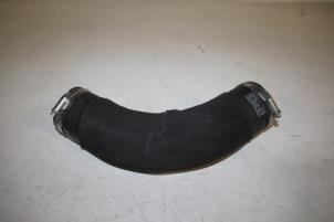 Gebruikte Intercooler Slang Audi A7 Sportback (4GA/4GF) 3.0 TDI V6 24V Quattro Prijs € 50,00 Margeregeling aangeboden door Donkers VAG Parts