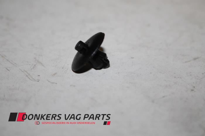 Gebruikte Diversen Audi A4 (B9) 2.0 35 TDI 16V Prijs € 0,50 Margeregeling aangeboden door Donkers VAG Parts