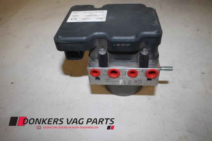 Gebruikte ABS Pomp Audi S1 Sportback (8XA/8XF) 2.0 TFSI 16V Prijs € 500,00 Margeregeling aangeboden door Donkers VAG Parts
