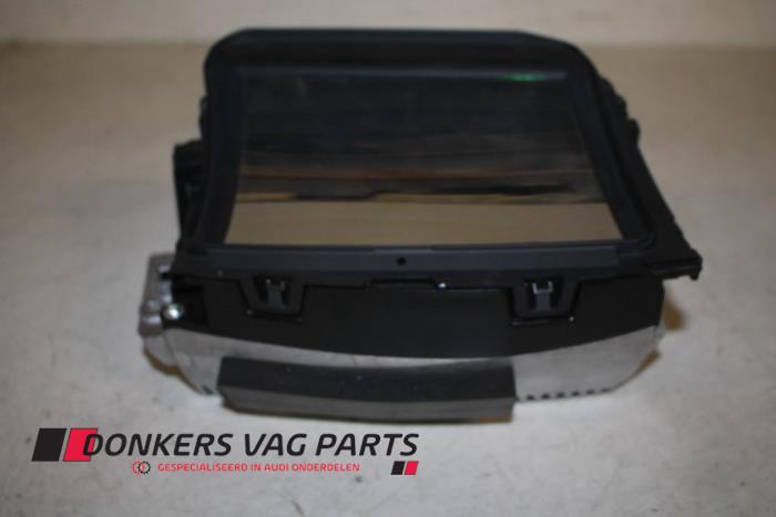 Gebruikte Head-up display Audi A7 Sportback (4GA/4GF) 3.0 TDI Clean Diesel V6 24V Quattro Prijs € 325,00 Margeregeling aangeboden door Donkers VAG Parts