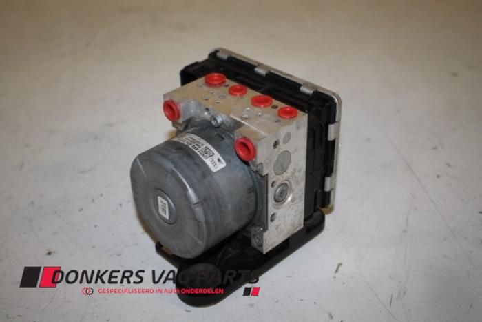 Gebruikte ABS Pomp Audi S3 Limousine (8VM/8VS) 2.0 T FSI 16V Prijs € 600,00 Margeregeling aangeboden door Donkers VAG Parts