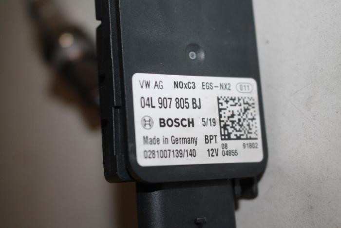 Nox sensor van een Audi Q3 (F3B) 2.0 35 TDI 16V 2019