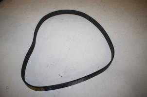 Gebruikte Multiriem Audi Q3 (F3B) 2.0 35 TDI 16V Prijs € 39,00 Margeregeling aangeboden door Donkers VAG Parts