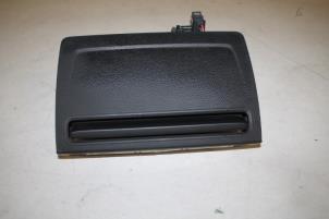 Gebruikte Steun (diversen) Audi A3 Sportback (8VA/8VF) 2.0 TDI 16V Quattro Prijs € 250,00 Margeregeling aangeboden door Donkers VAG Parts