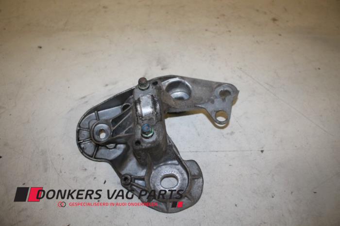 Gebruikte Motorsteun Audi A6 Avant (C6) 2.0 TDI 16V Prijs € 15,00 Margeregeling aangeboden door Donkers VAG Parts