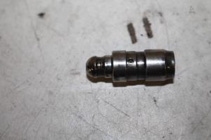 Gebruikte Klepstoter Audi SQ7 (4MB/4MG) 4.0 TDI V8 32V Prijs € 10,00 Margeregeling aangeboden door Donkers VAG Parts