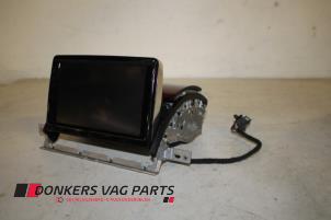 Gebruikte Display Multi Media regelunit Audi A8 (D3) 3.0 TDI V6 24V Quattro Prijs € 400,00 Margeregeling aangeboden door Donkers VAG Parts