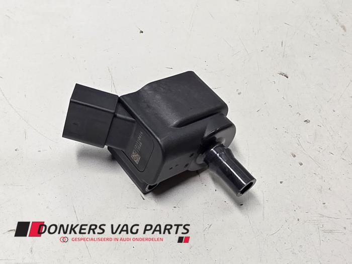 Gebruikte Bobine Volkswagen Polo VI (AW1) 1.0 TSI 12V Prijs € 15,00 Margeregeling aangeboden door Donkers VAG Parts