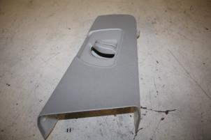 Gebruikte Stijl midden-rechts Audi A5 Prijs € 25,00 Inclusief btw aangeboden door Donkers VAG Parts