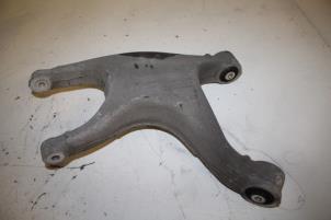 Gebruikte Draagarm onder links-achter Audi RS7 Sportback (4GA/4GF) 4.0 V8 TFSI Performance 32V Prijs € 40,00 Margeregeling aangeboden door Donkers VAG Parts