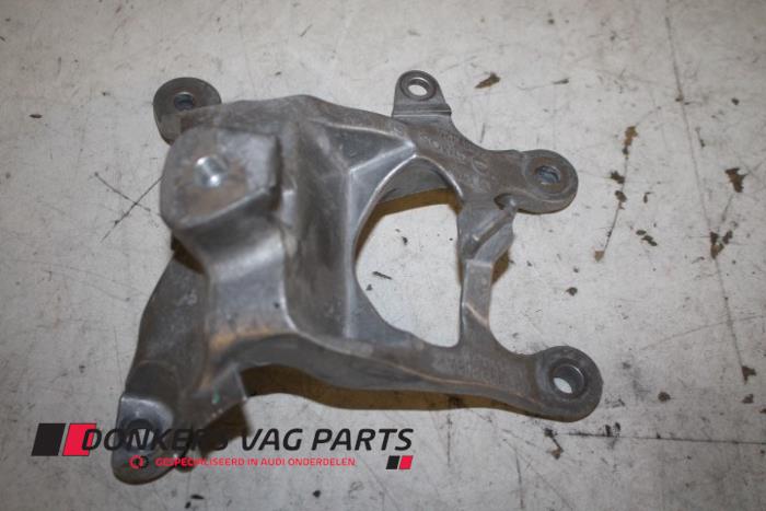 Gebruikte Motorrubber Audi RS 6 Avant (C7) 4.0 V8 TFSI 32V Prijs € 20,00 Inclusief btw aangeboden door Donkers VAG Parts