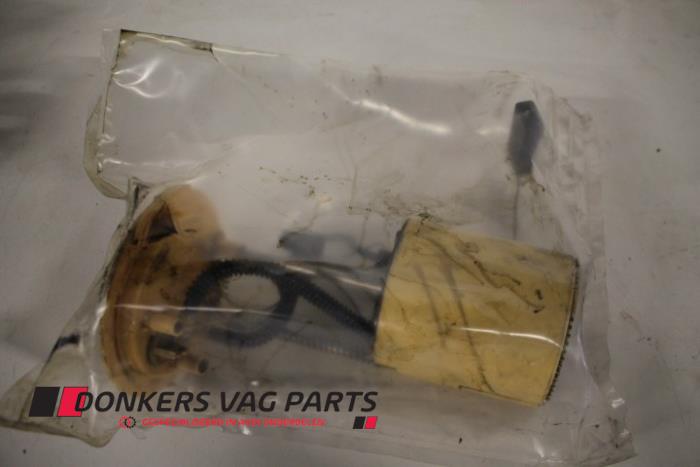 Gebruikte Tank element Pomp Audi A6 (C6) 2.0 TDI 16V Prijs € 50,00 Margeregeling aangeboden door Donkers VAG Parts