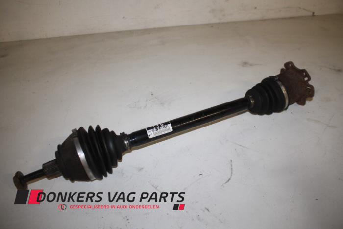 Gebruikte Steekas links-voor Audi A6 (C6) 2.0 TDI 16V Prijs € 35,00 Margeregeling aangeboden door Donkers VAG Parts