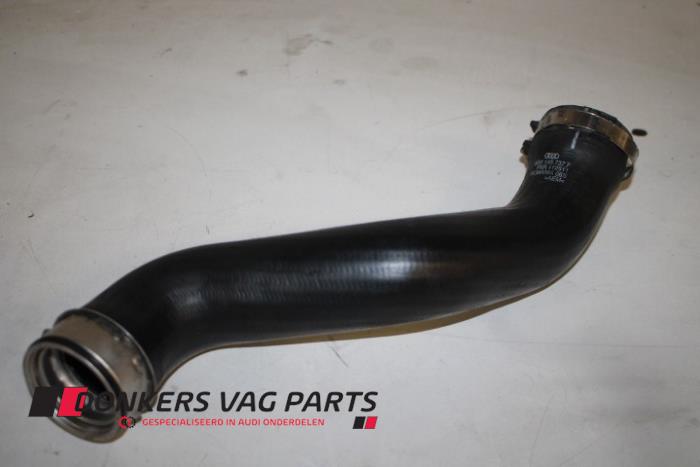 Gebruikte Intercooler Slang Audi A4 (B7) 2.0 TDI 16V Prijs € 25,00 Margeregeling aangeboden door Donkers VAG Parts