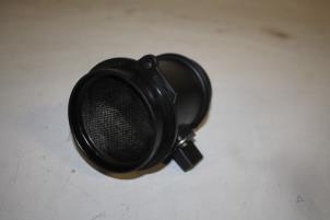 Gebruikte Luchtmassameter Audi A8 (D3) 3.0 TDI V6 24V Quattro Prijs € 30,00 Margeregeling aangeboden door Donkers VAG Parts