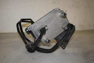 Gebruikte Oliekoeler Audi A8 (D3) 3.0 TDI V6 24V Quattro Prijs € 175,00 Margeregeling aangeboden door Donkers VAG Parts