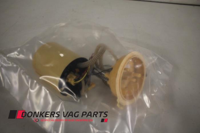 Gebruikte Tank element Pomp Audi A7 Sportback (4GA/4GF) 3.0 TDI Clean Diesel V6 24V Quattro Prijs € 200,00 Margeregeling aangeboden door Donkers VAG Parts