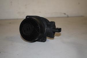 Gebruikte Luchtmassameter Audi A3 Sportback (8PA) 2.0 TDI 16V Prijs € 75,00 Margeregeling aangeboden door Donkers VAG Parts