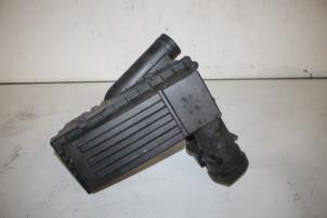 Gebruikte Luchtfilterhuis Audi A3 Sportback (8PA) 2.0 TDI 16V Prijs € 50,00 Margeregeling aangeboden door Donkers VAG Parts