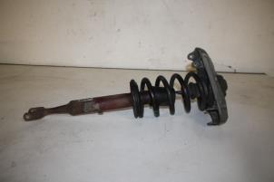 Gebruikte Schokdemper links-voor Audi A4 Avant (B6) 1.8 T 20V Prijs € 30,00 Margeregeling aangeboden door Donkers VAG Parts