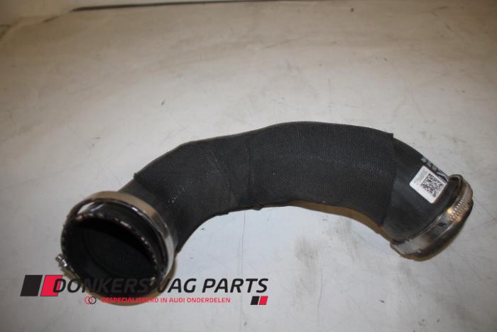 Gebruikte Intercooler Slang Audi A7 Sportback (4GA/4GF) 3.0 TDI Clean Diesel V6 24V Quattro Prijs € 45,00 Inclusief btw aangeboden door Donkers VAG Parts