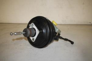Gebruikte Rembooster Audi A6 (C6) 4.2 V8 40V FSI Quattro Prijs € 75,00 Margeregeling aangeboden door Donkers VAG Parts