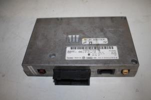 Gebruikte Telefoon interface Audi A6 Avant (C6) 3.0 TDI V6 24V Quattro Prijs € 100,00 Margeregeling aangeboden door Donkers VAG Parts