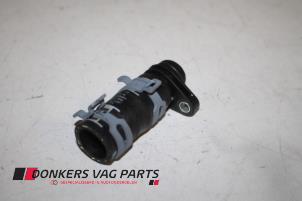Gebruikte Koelwaterslang Audi S4 Prijs € 9,99 Inclusief btw aangeboden door Donkers VAG Parts