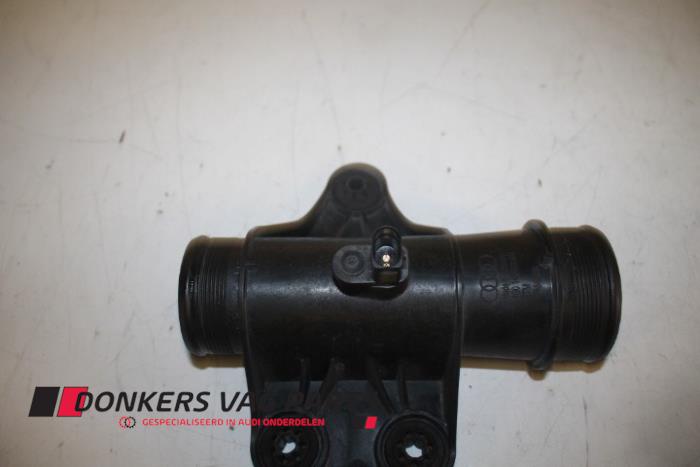 Gebruikte Intercooler Buis Audi A7 Sportback (4GA/4GF) 3.0 TDI Ultra V6 24V Prijs € 40,00 Inclusief btw aangeboden door Donkers VAG Parts