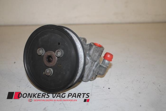 Gebruikte Servopomp Audi A5 Cabrio (8F7) 3.0 TDI V6 24V Quattro Prijs € 40,00 Margeregeling aangeboden door Donkers VAG Parts