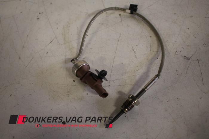Gebruikte Uitlaat temperatuursensor Audi A4 Avant (B9) 2.0 40 TFSI Mild Hybrid 16V Prijs € 75,00 Margeregeling aangeboden door Donkers VAG Parts