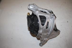 Gebruikte Motorsteun Audi A4 Avant (B9) 2.0 40 TFSI Mild Hybrid 16V Prijs € 75,00 Margeregeling aangeboden door Donkers VAG Parts