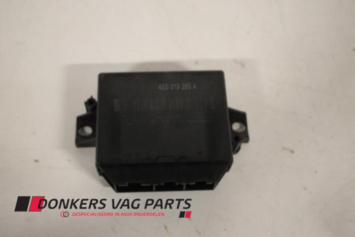 Gebruikte Module PDC Audi A8 (D3) 4.2 V8 40V Quattro Prijs € 30,00 Margeregeling aangeboden door Donkers VAG Parts