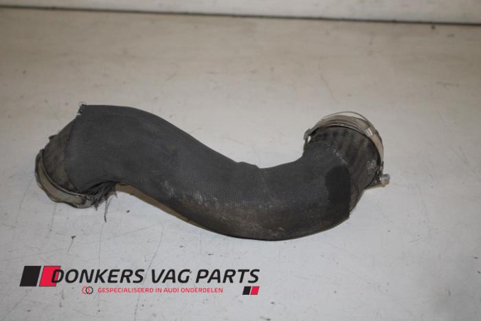 Gebruikte Intercooler Slang Audi A5 (8T3) 3.0 TDI V6 24V Quattro Prijs € 10,00 Margeregeling aangeboden door Donkers VAG Parts