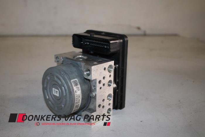 Gebruikte ABS Pomp Volkswagen Golf VII (AUA) e-Golf Prijs € 726,00 Margeregeling aangeboden door Donkers VAG Parts