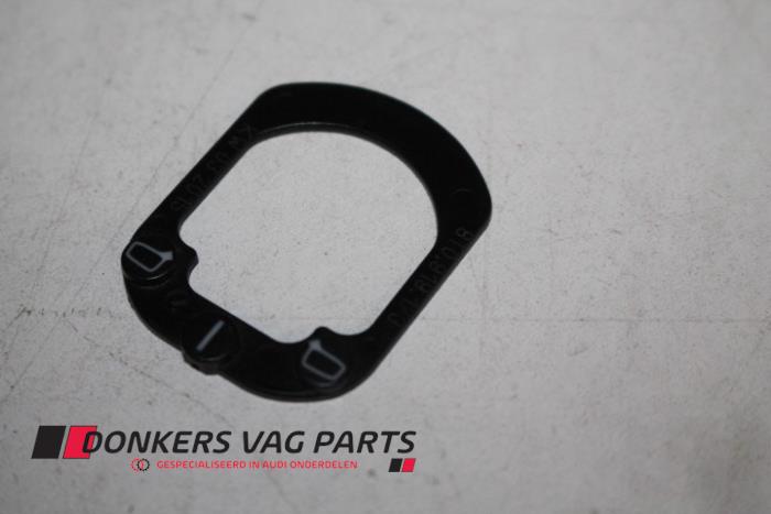 Gebruikte Diversen Audi A4 Avant (B8) 1.8 TFSI 16V Prijs € 3,00 Margeregeling aangeboden door Donkers VAG Parts