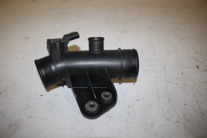 Gebruikte Intercooler Buis Audi A6 (C7) 2.0 T FSI 16V Hybrid Prijs € 75,00 Margeregeling aangeboden door Donkers VAG Parts