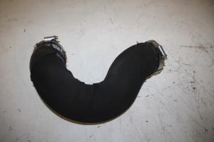 Gebruikte Intercooler Slang Audi A6 (C7) 2.0 T FSI 16V Hybrid Prijs € 35,00 Margeregeling aangeboden door Donkers VAG Parts