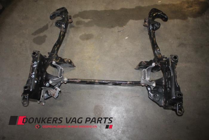 Gebruikte Subframe Audi A6 (C7) 2.0 T FSI 16V Hybrid Prijs € 200,00 Margeregeling aangeboden door Donkers VAG Parts