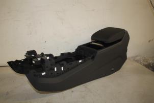 Gebruikte Middenconsoles Audi Q5 Prijs € 125,00 Margeregeling aangeboden door Donkers VAG Parts