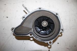 Gebruikte Koelvloeistof pomp Audi A4 Prijs € 35,00 Margeregeling aangeboden door Donkers VAG Parts