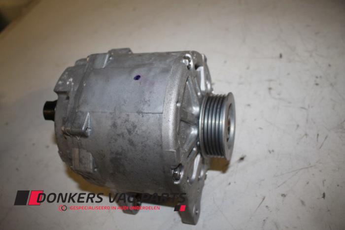 Gebruikte Dynamo Audi A8 (D4) 4.0 V8 32V TFSI Quattro Prijs € 182,01 Inclusief btw aangeboden door Donkers VAG Parts