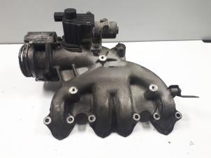 Gebruikte Spruitstuk Inlaat Audi A4 Cabrio (B7) 2.0 TDI Prijs € 250,00 Margeregeling aangeboden door Donkers VAG Parts