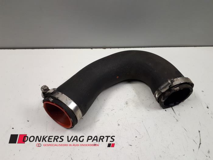 Gebruikte Intercooler Slang Audi Q5 (8RB) 2.0 TDI 16V Quattro Prijs € 30,00 Margeregeling aangeboden door Donkers VAG Parts